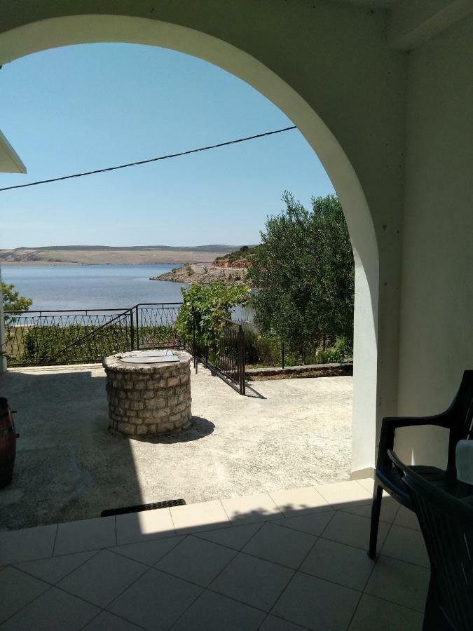 Apartman Larus Starigrad Paklenica Exterior foto